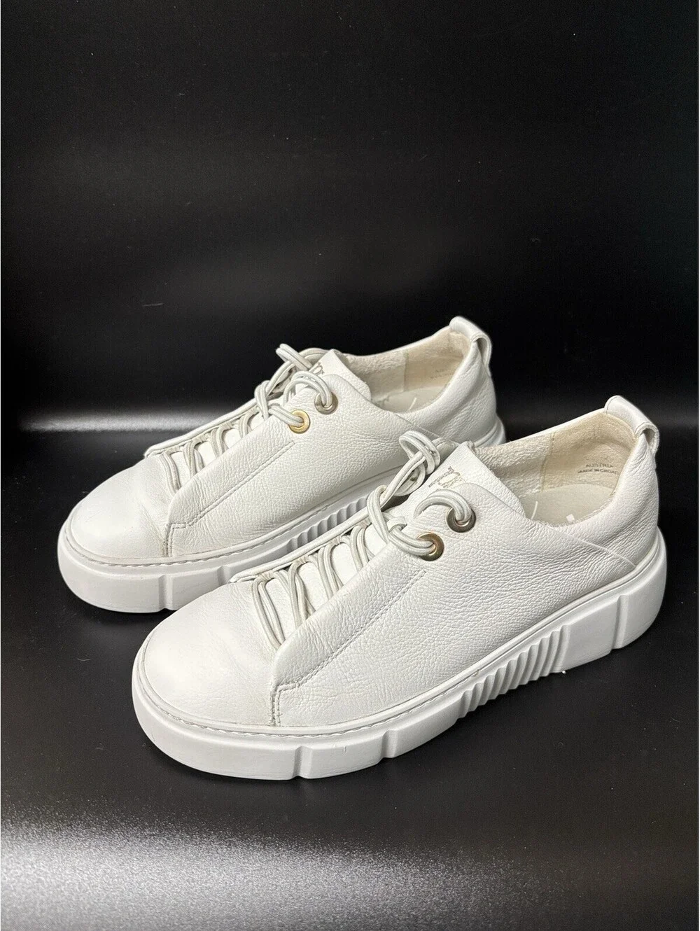 Paul Green Faye Sneaker in White Italian Leather and Gold Detailing Size 6 $378